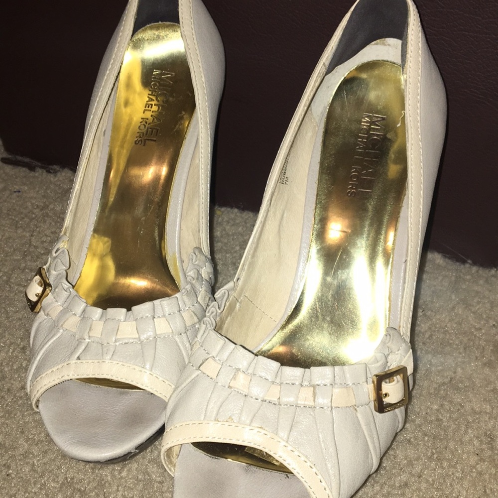 Michael Kors | Nude Heels